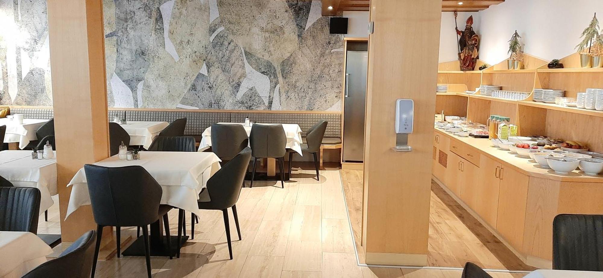 Hotel Garni Bergland นอยชติฟ อิม ชตูไปทัล ภายนอก รูปภาพ